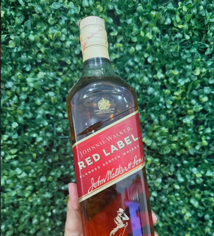 Johnnie Walker Red Label na W.J. Express